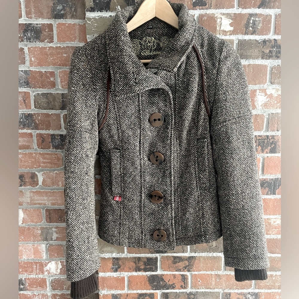 Gezipani cropped brown tweed jacket. Size XXS